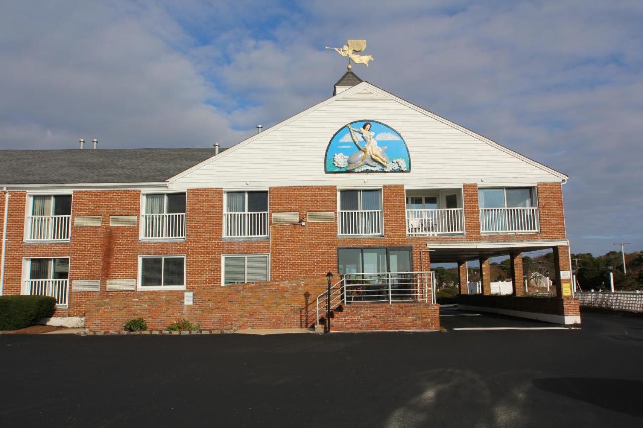 Ocean Club On Smuggler'S Beach Hotel South Yarmouth Exterior photo